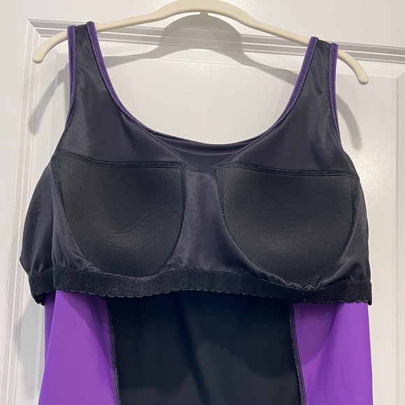 Land’s End One-Piece Swimsuit Scoop Neck Soft Cup Sporty Size 24W - Picture 7 of 12